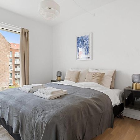 A Stylish Getaway In Modern Surroundings Lägenhet Århus Exteriör bild